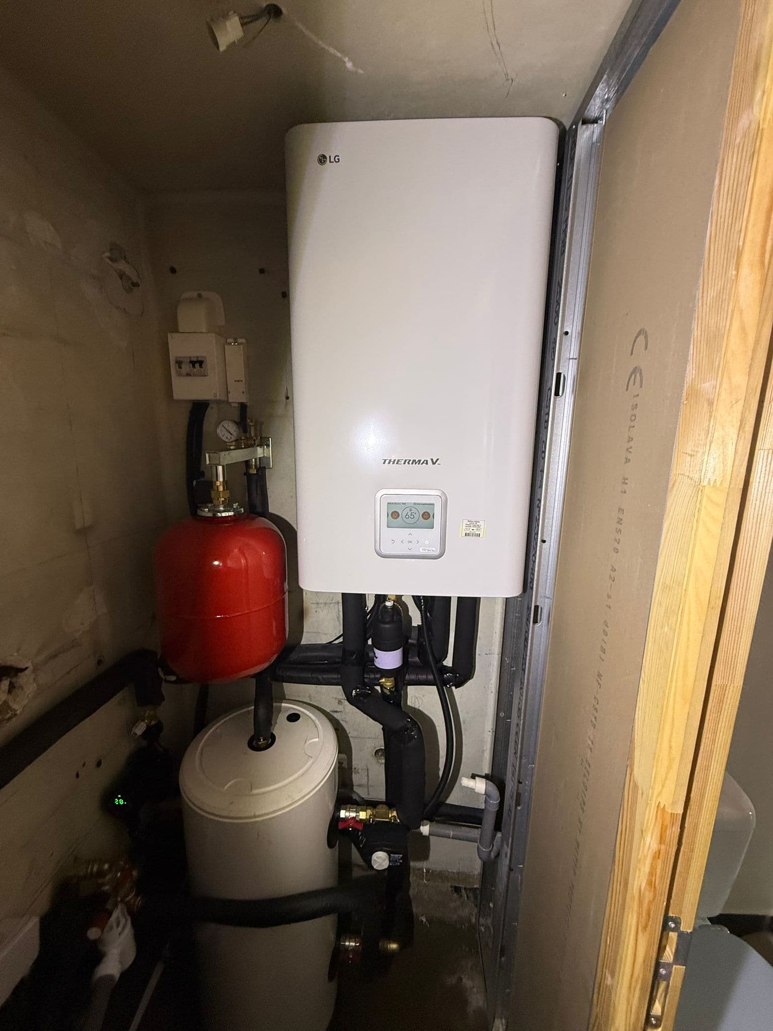 PAC air/eau & ballon préparateur ECS — Immeuble résidentiel collectif 2