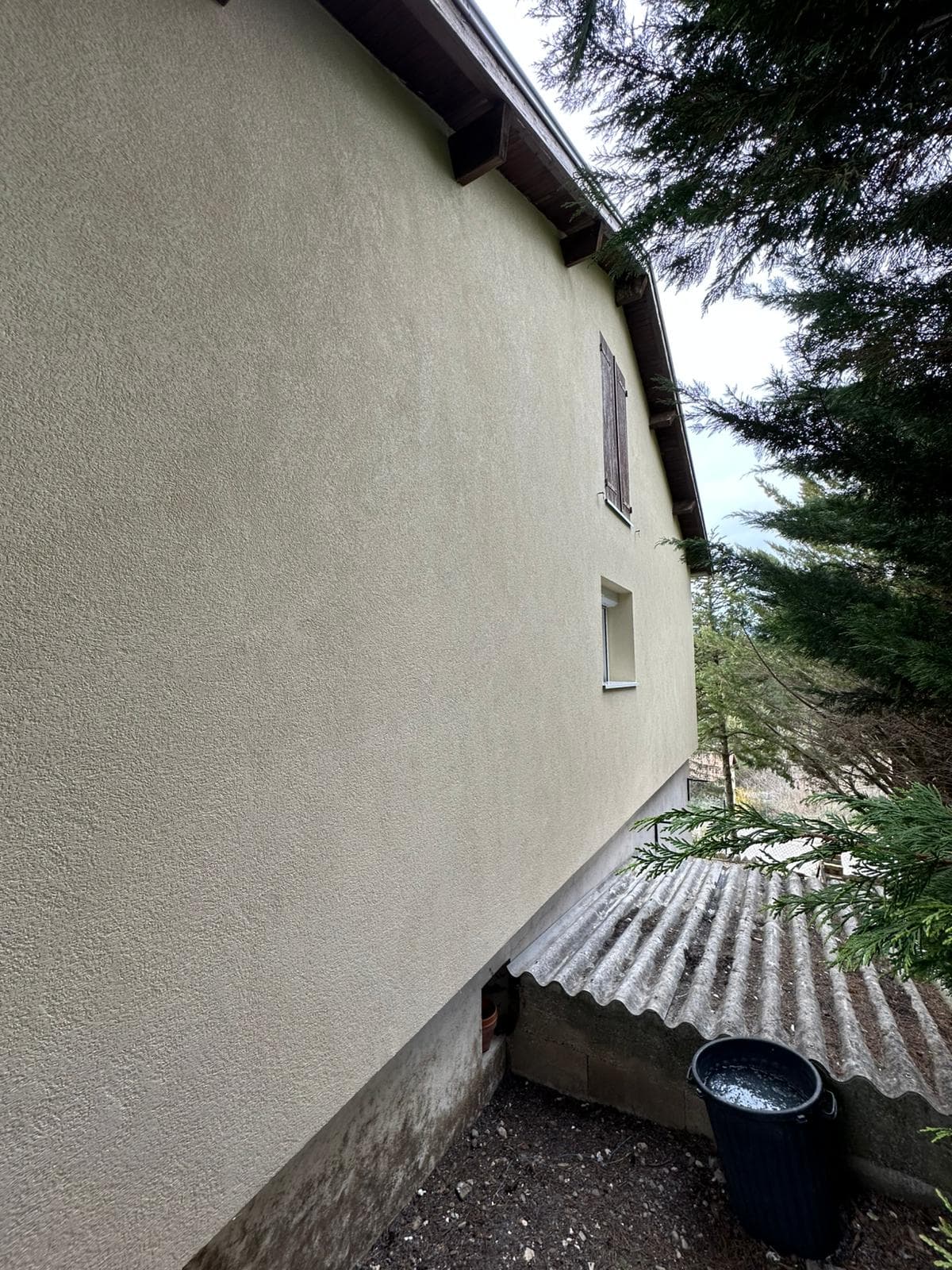 Rénovation globale — PAC, ballon thermodynamique & isolation 12