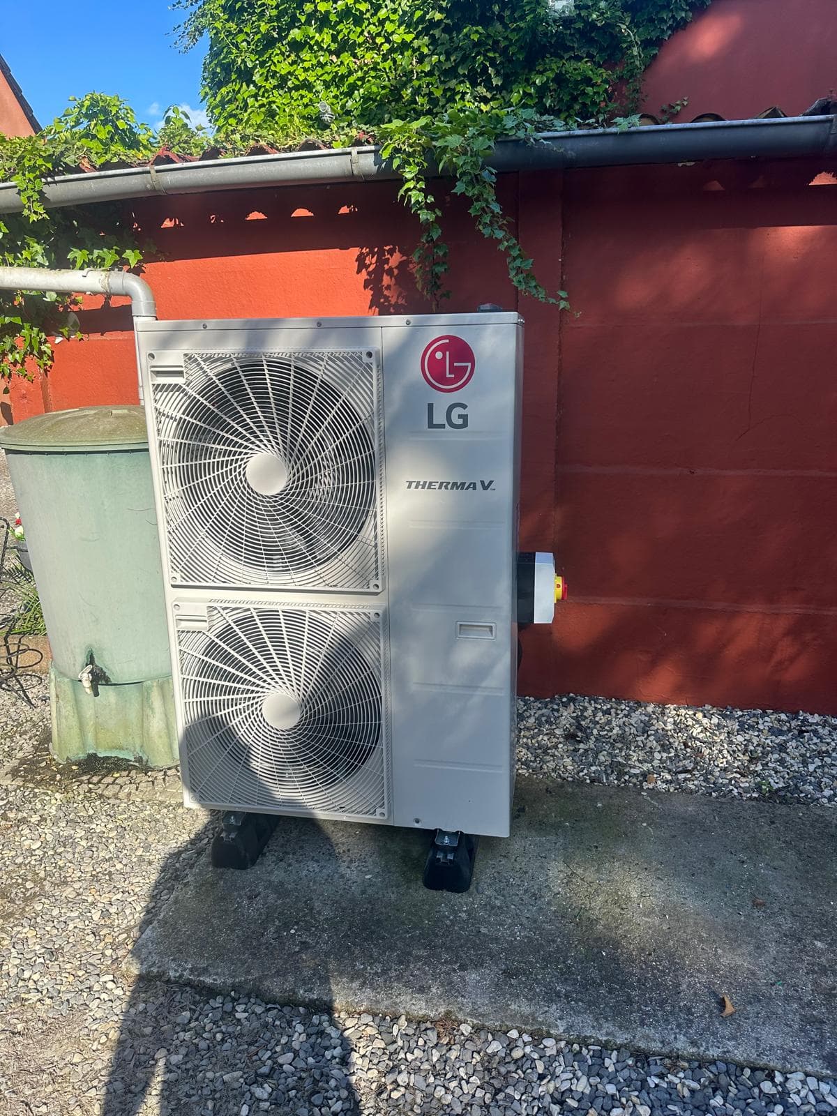 Rénovation globale — PAC, ballon thermodynamique & isolation 19