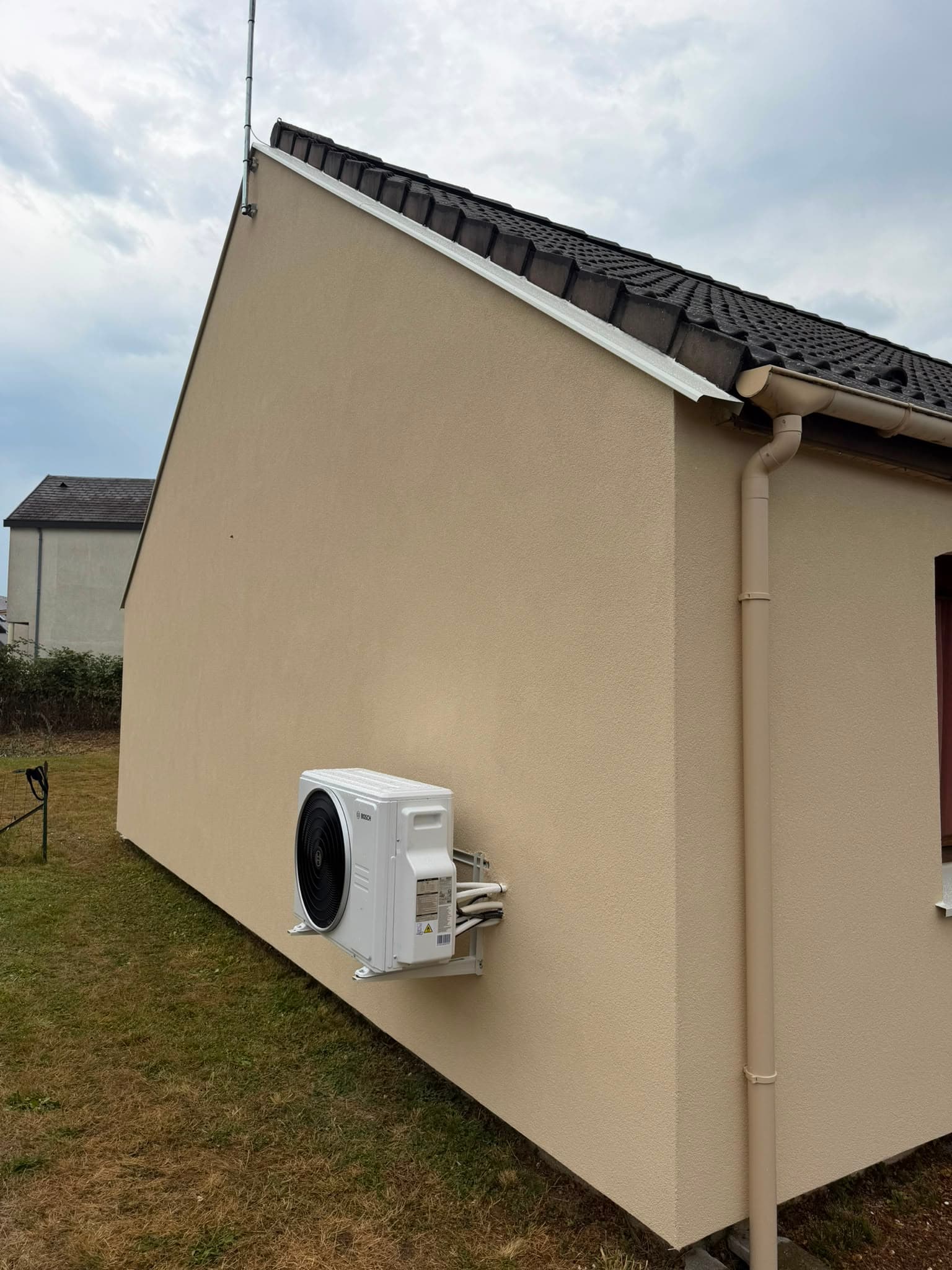 Rénovation globale — ITE, fenêtres, PAC air/air & ballon thermodynamique 4